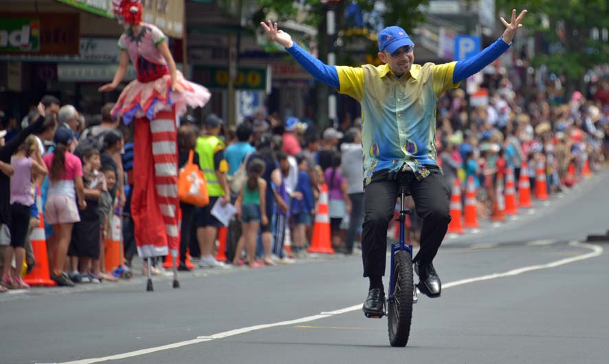 CharlesDolbel Parade Unicycling